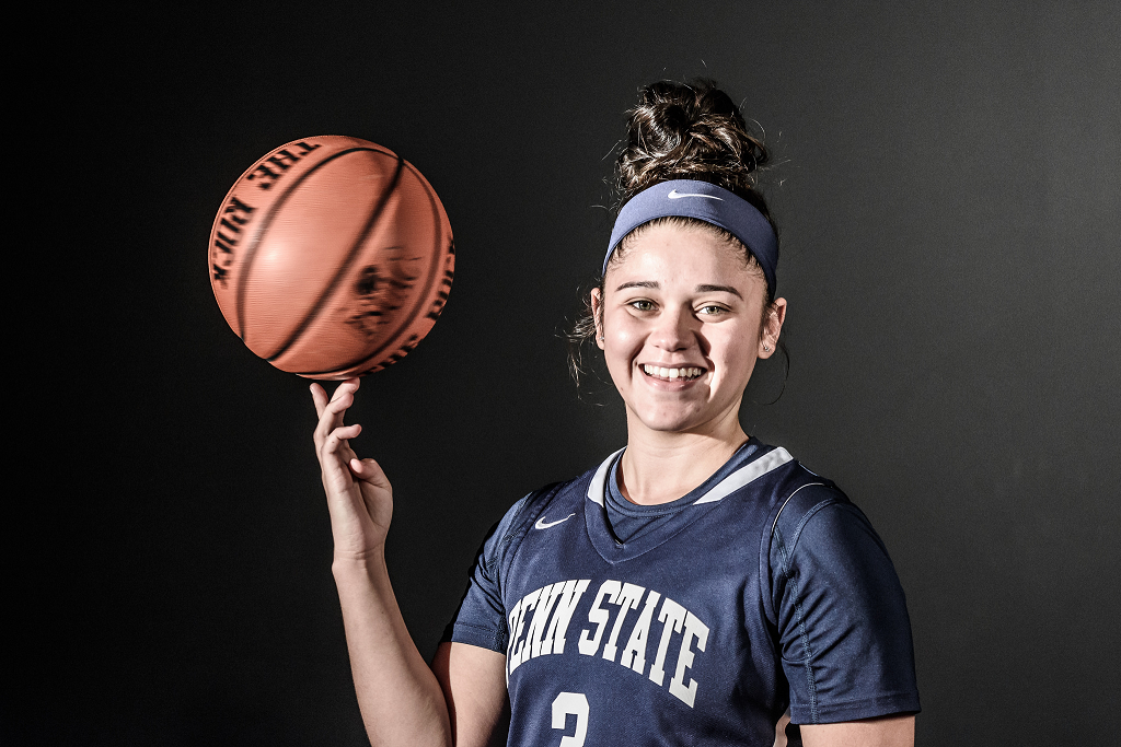 2017/18 Women's Basketball Player of the Week: Emily Colon