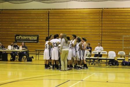 Women's Basketball Picks Up First PSUAC Victory On 1-1 Trip